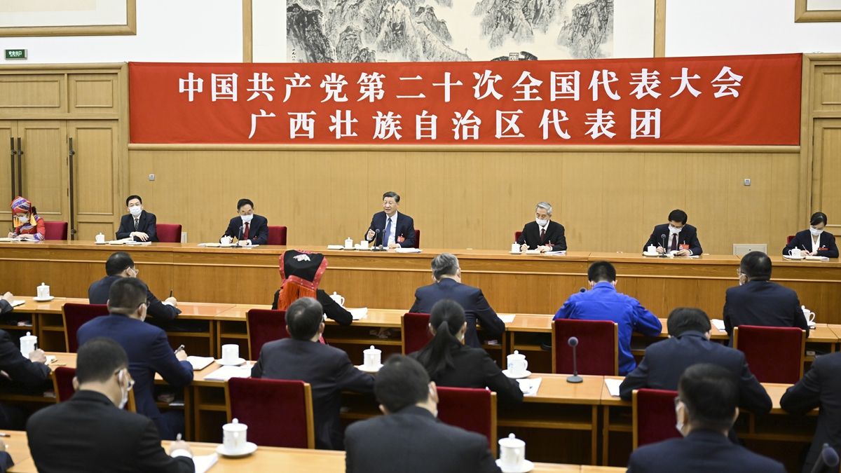 B8E36F4157113FFF5B37F09E8B6_76428699_2097C 习近平参与党的二十大广西代表团会商